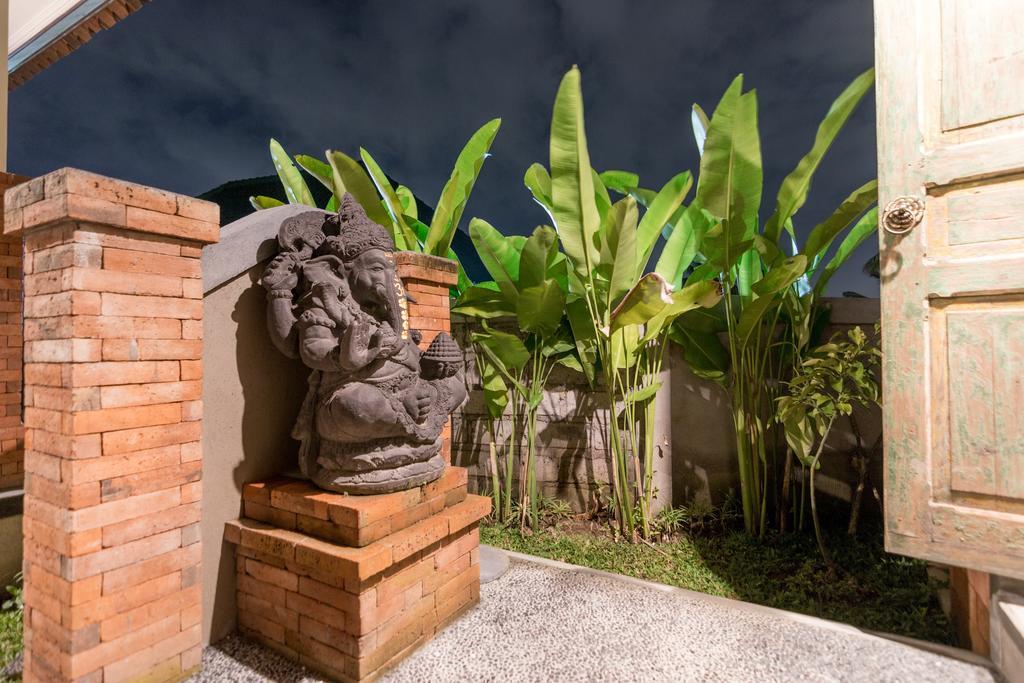 Umah Dangin Guest House Ubud Exterior foto